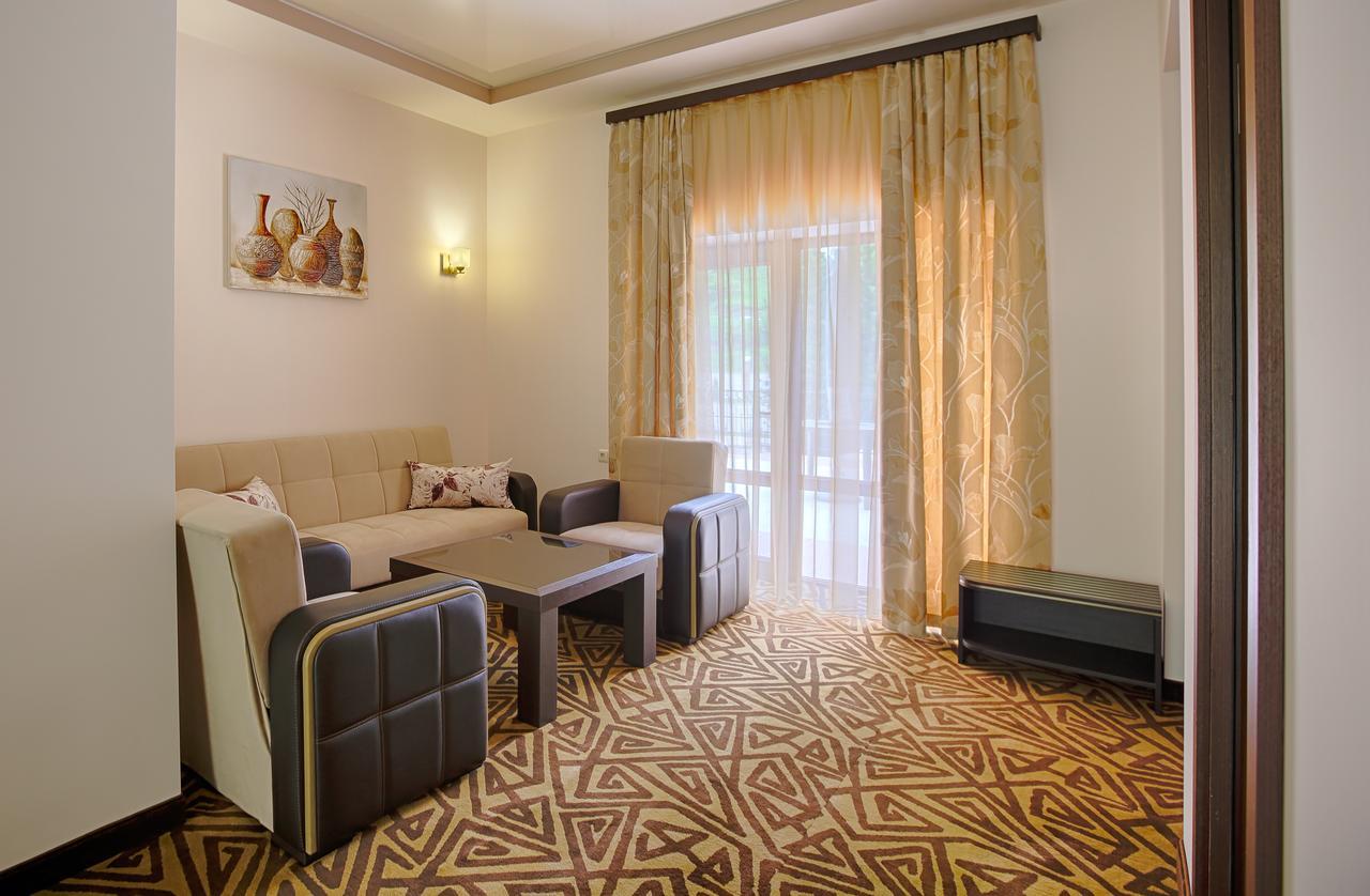 Aghveran Ararat Resort Hotel Arzakan Eksteriør bilde